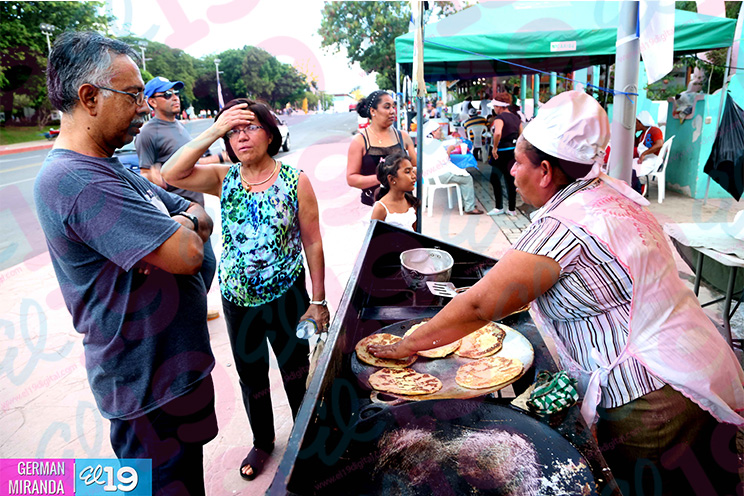 Tiangues de la Avenida lucen llenos del espíritu de paz y alegría que vive Nicaragua