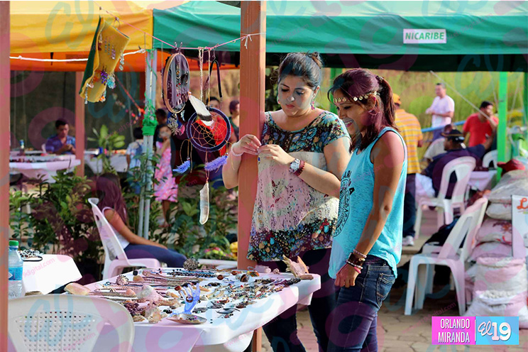 Feria "Orgullo de mi País", todo un éxito