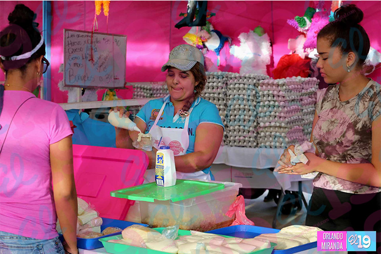 Feria "Orgullo de mi País", todo un éxito