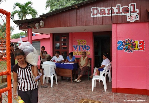 Programas de restitución de derechos llegan a madres de Nueva Guinea