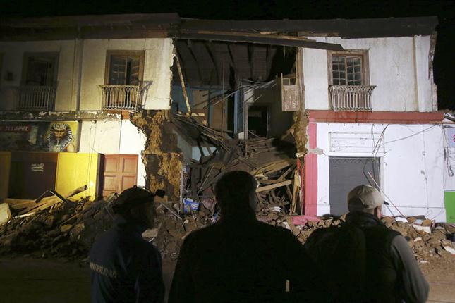 Gobierno chileno confirma que son al menos diez los muertos por el terremoto