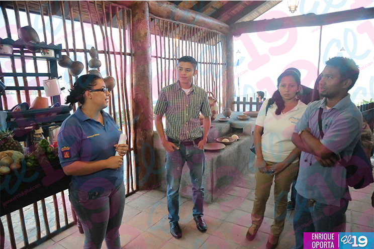 Inauguran réplicas de las Casas-Museo de Sandino, Blanca Aráuz y Rubén Darío en el Paseo Xolotlán
