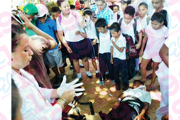 Familias de las zonas costeras de Pochomil y Masachapa participan activamente en Simulacro