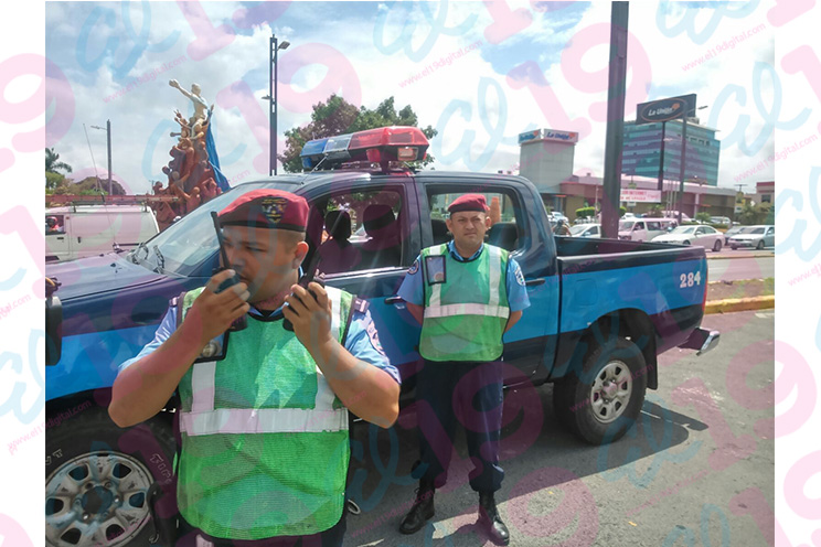 Trabajadores del MEFCCA participan de Simulacro Protector