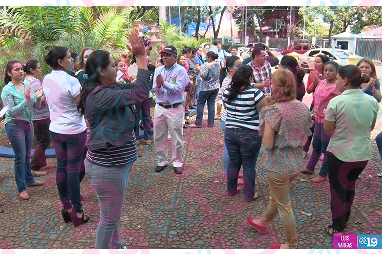 Trabajadores del MEFCCA participan de Simulacro Protector