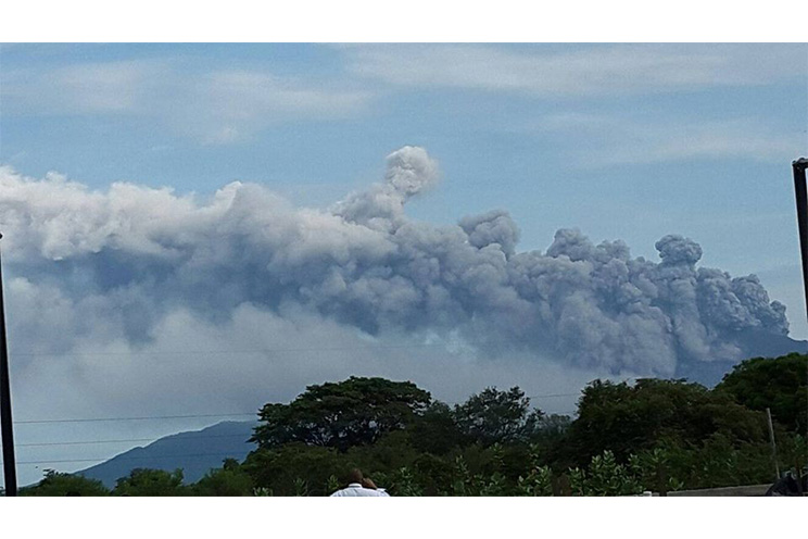 Fuerte actividad del Volcán Telica