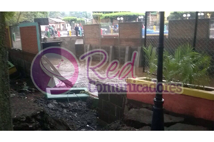 Municipios de Chinandega sufren fuertes precipitaciones