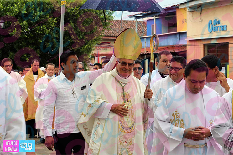 Fervor y religiosidad en celebración de Nuestra Señora de La Merced en León
