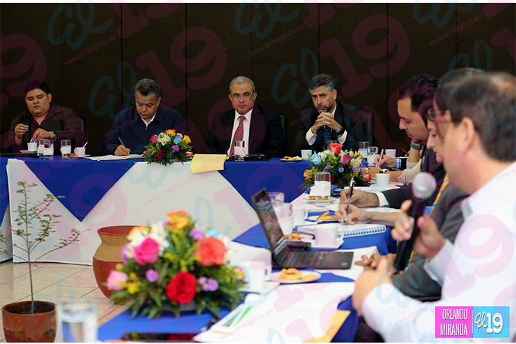 Gobierno busca apoyo financiero para el Programa Nacional de Riego