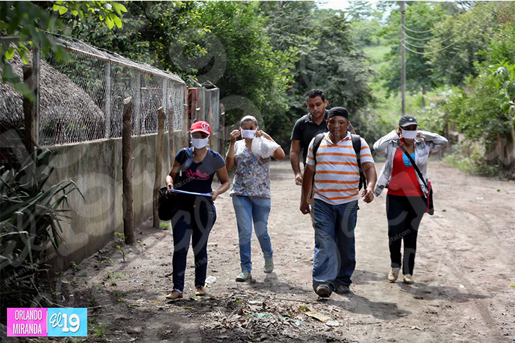 Gobierno brinda asistencia medica a familias de comunidades cercanas al volcán Telica