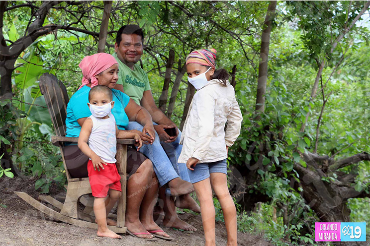 Gobierno brinda asistencia medica a familias de comunidades cercanas al volcán Telica