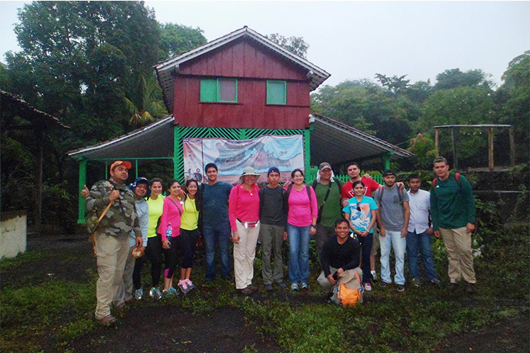 Más de 300 personas cumplieron el Reto Extremo San Cristóbal 2015