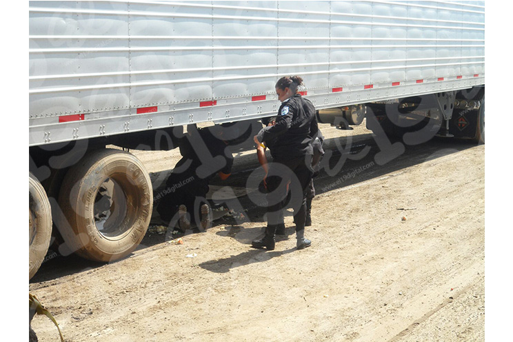 Detienen furgón con fuerte cargamento de droga en Rivas