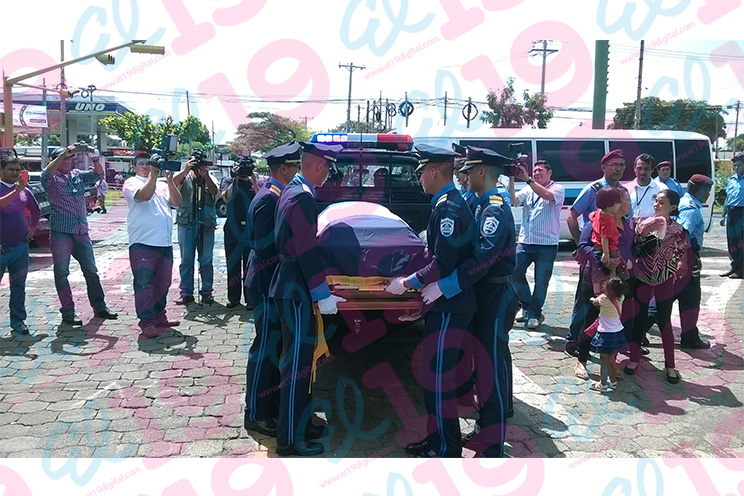 Policía Nacional rinde homenaje póstumo al Sub Oficial Carlos Josué Acosta