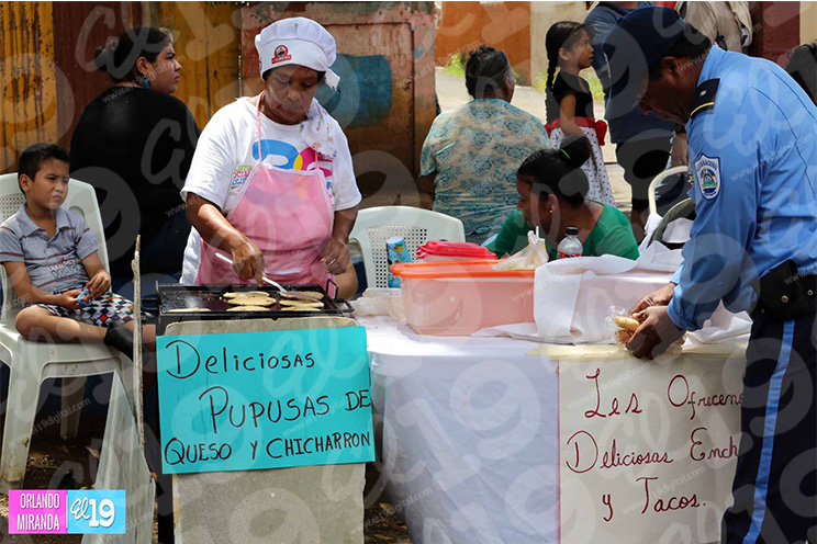 Familias capitalinas disfrutan de las Ferias Solidarias