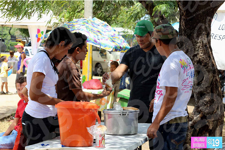 Familias capitalinas disfrutan de las Ferias Solidarias