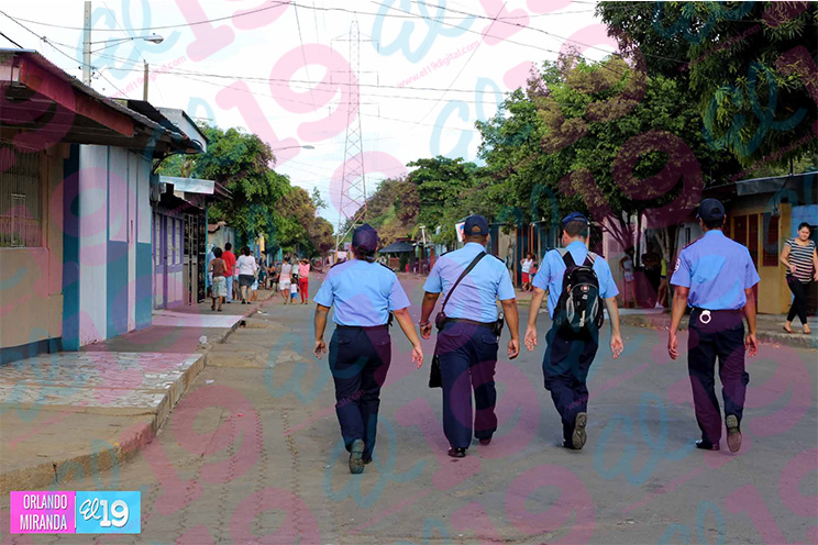 Policía Nacional fortalece planes de seguridad en barrios costeros