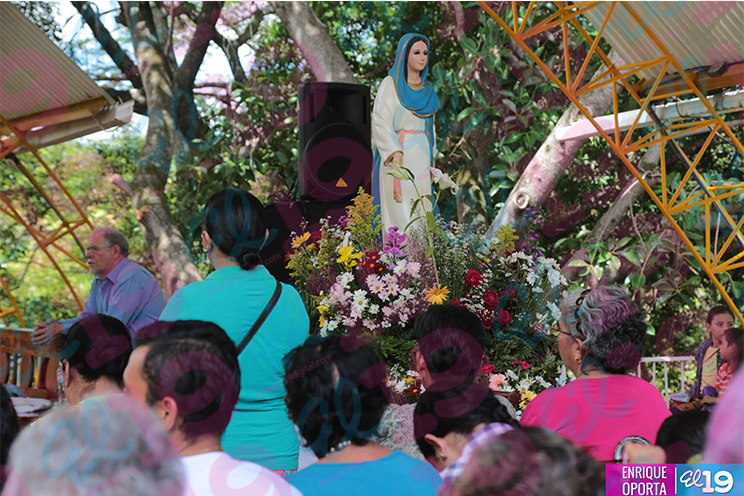Fieles católicos celebran 35 años de la Quinta Aparición de la Virgen de Cuapa