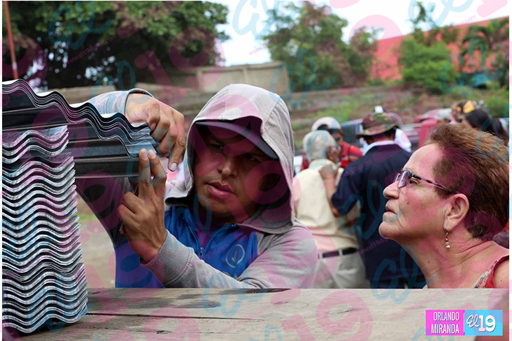 Familias del Distrito III reciben Plan Techo gracias al Gobierno Sandinista