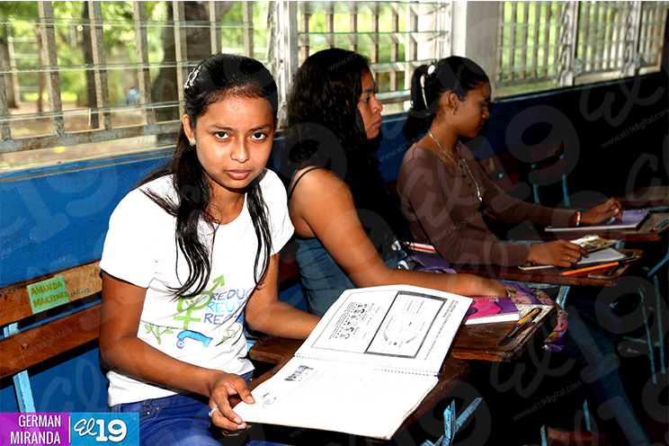Alumna dedicada cosecha éxitos académicos en Ciudad Sandino