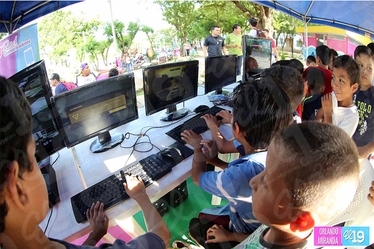 Magia, innovación y adrenalina en el GamerFest-Managua 2015  