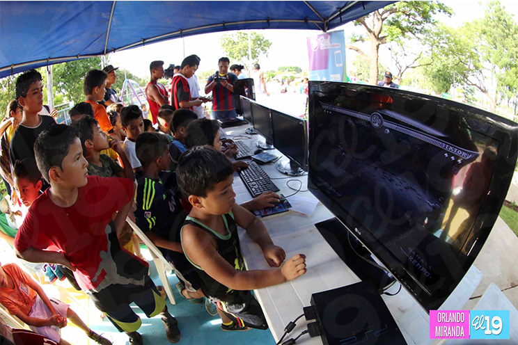 Magia, innovación y adrenalina en el GamerFest-Managua 2015  