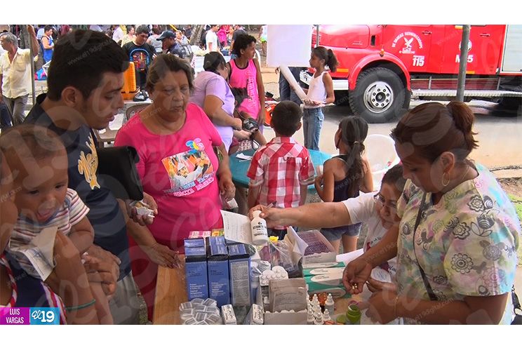 Pobladores de el 19 de Julio y Monseñor Lezcano celebran Feria Solidaria