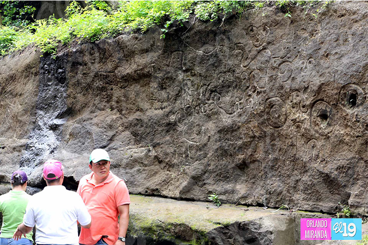 Petroglifos de Cailagua, vistazo al pasado en las laderas de la laguna de Masaya
