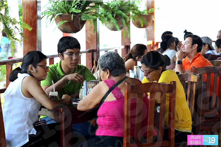 Familias continúan eligiendo los espacios de la Bolívar para disfrutar sus fines de semana