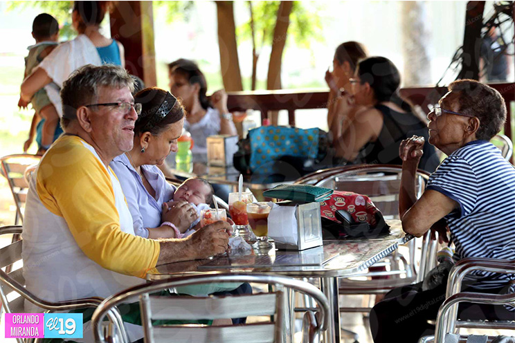 Familias continúan eligiendo los espacios de la Bolívar para disfrutar sus fines de semana