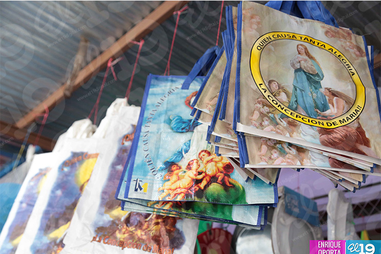Comerciantes del Mercado Oriental preparados con ofertas para la Purísima y Gritería