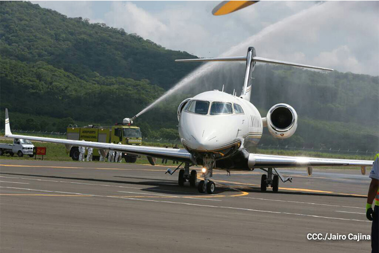 Inauguran Aeropuerto de Costa Esmeralda en Guacalito de la Isla