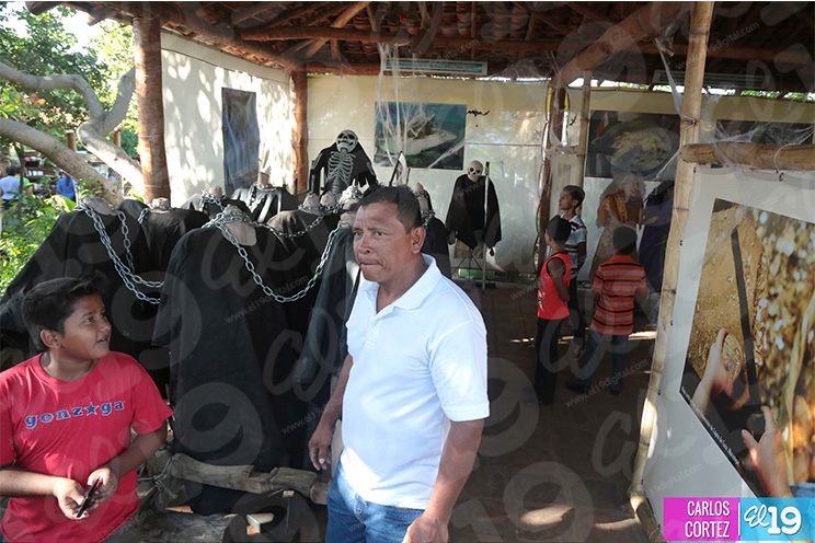 Los Ahuizotes se toman la Feria de la Economía Familiar