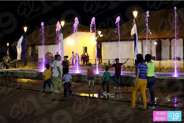 Paseo del Estudiante propicia el comercio y el turismo local 