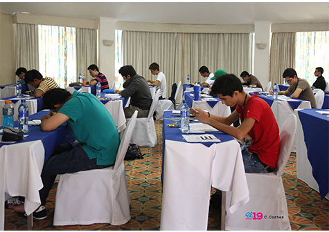 Participantes de la XV Olimpíadas Matemáticas de Centroamérica y el Caribe a la espera de resultados