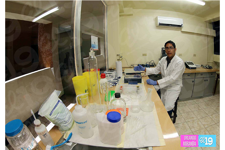 Unan-Managua inaugura laboratorio de biología molecular