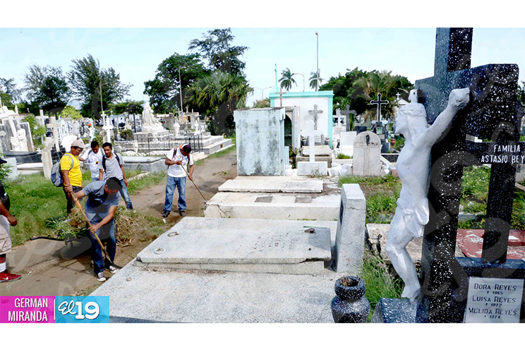 FNT-UNE participa en jornada de limpieza en el Cementerio General
