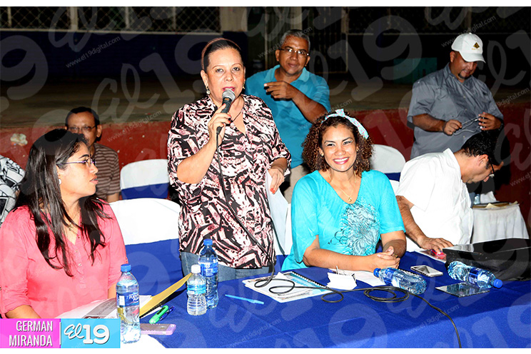 Pobladores del Distrito VII conocen proyectos para 2016 y plantean sus solicitudes
