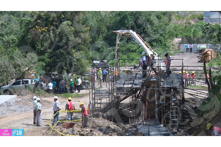 Avanza construcción de Puente Paso Real hacia el Caribe Norte 