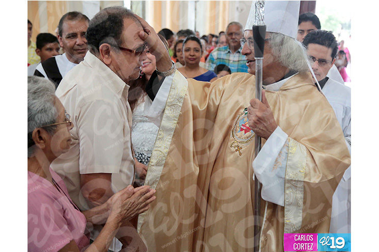 Diriamba celebra el Día de Todos los Santos junto al Cardenal Brenes