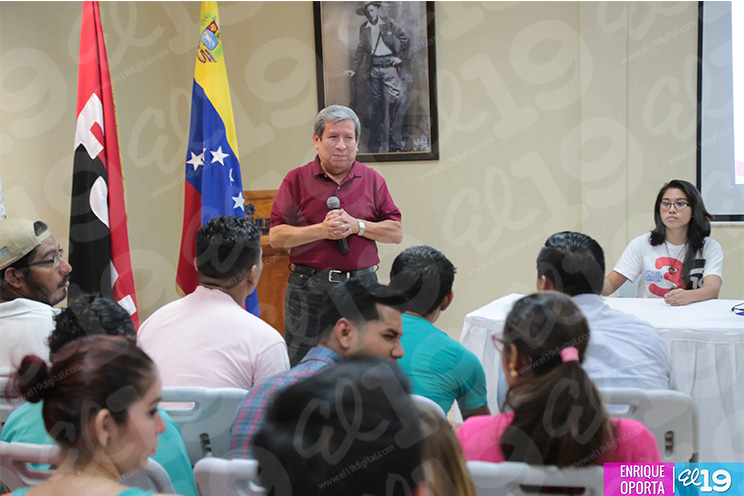 Sinapred capacita jóvenes sobre la correcta manipulación de la pólvora