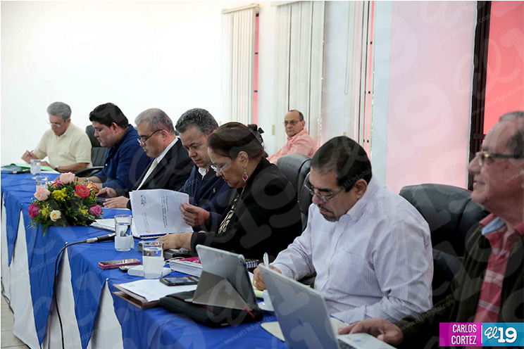Gabinete de Producción sostiene reunión clave con diferentes sectores productivos del país 