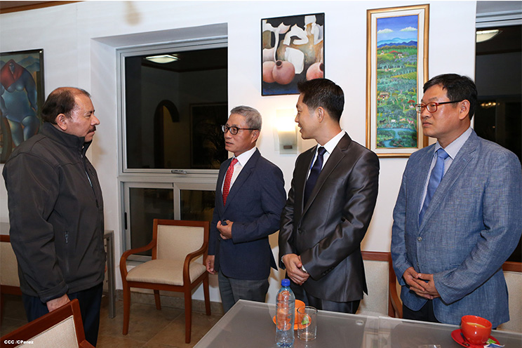 Presidente Daniel se reúne con el presidente del grupo empresarial coreano Sae-A Tecnotex S.A.