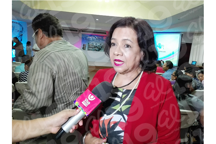 Docentes celebran Día Nacional del Bibliotecario