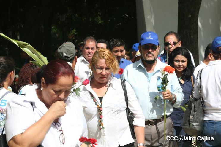 Nicaragüenses demuestran su amor y compromiso con el Comandante Carlos Fonseca Amador
