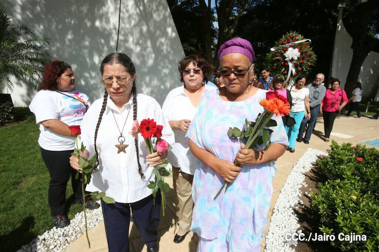 Nicaragüenses demuestran su amor y compromiso con el Comandante Carlos Fonseca Amador
