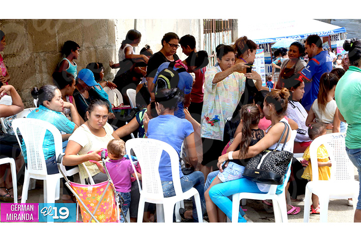 Ambiente de alegría en barrios capitalinos gracias a Ferias Solidarias