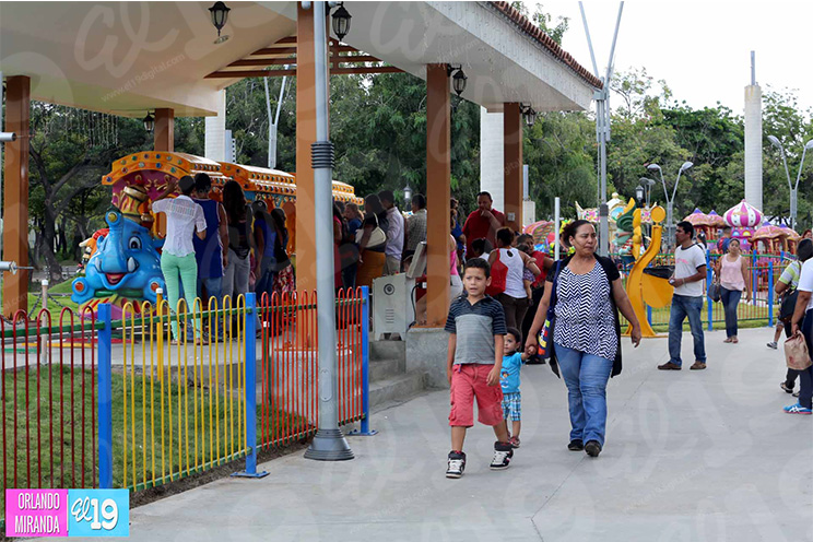 Familias de todo el país han disfrutado grandes atractivos del Parque Luis Alfonso Velásquez 