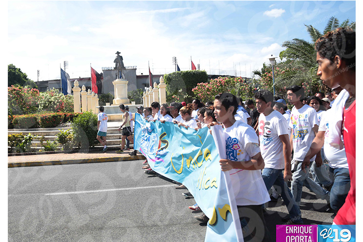 Juventud Sandinista realiza caminata en saludo a Carlos