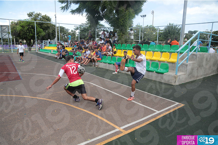 Arrancan mañanas deportivas en Parque Luis Alfonso Velázquez